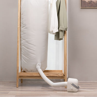 8.5m/s携帯用衣服の乾燥器、1200Wタイマー制御ファン スペース ヒーター